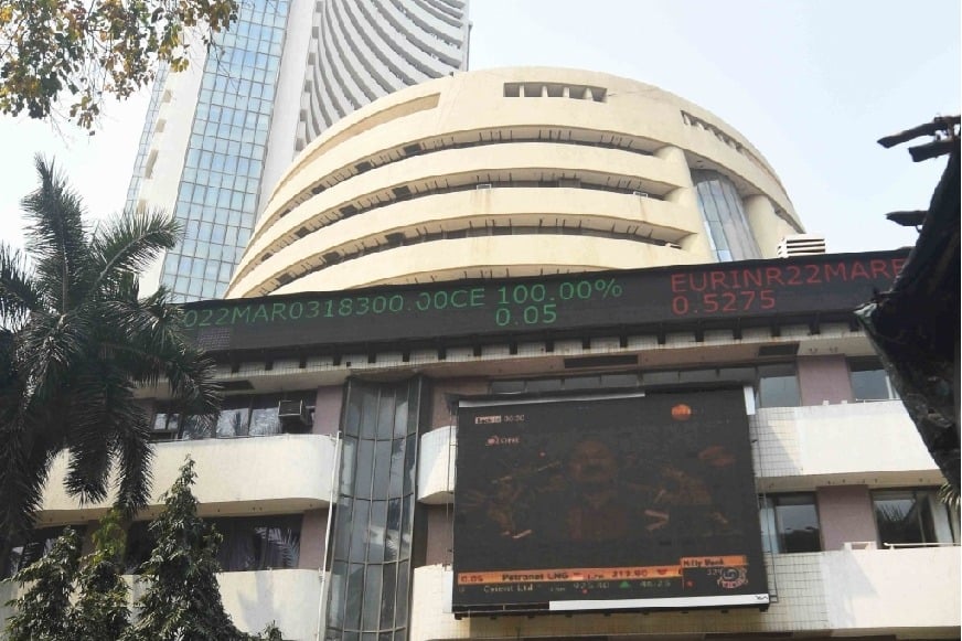 Sensex Nifty end flat with negative bias