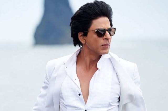 Shah Rukh Khan gets death threat Rs 50 lakh ransom demand in call to police