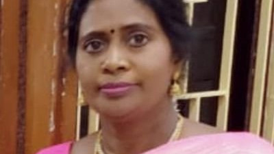 Sumathi Venkatesh Another big blow to BJP in Tamil Nadu as female leader says goodbye