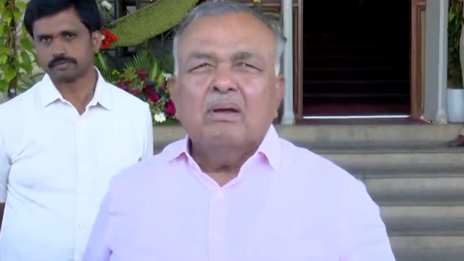 Ramalinga Reddy resigns as minister giving shock to DK Shivakumar over portfolio