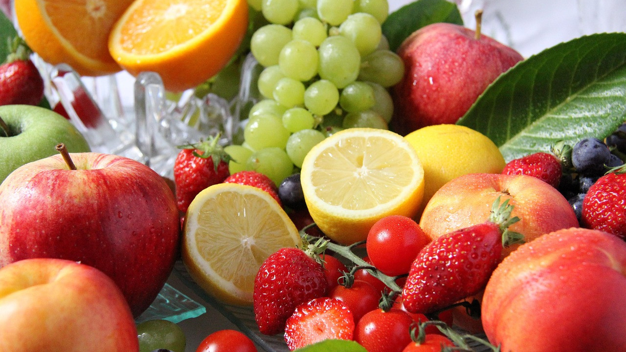 Diabetes patients eating fruits on an empty stomach is it safe
