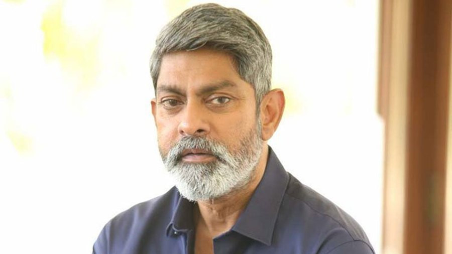 Jagapathi Babu says it is not right to trouble Janhvi Kapoor