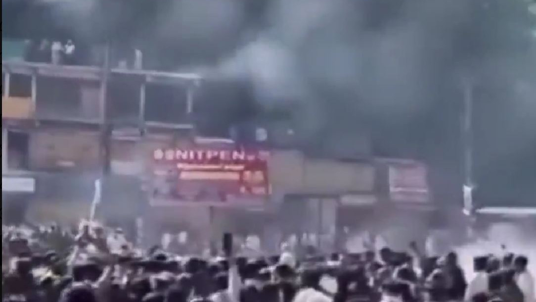 Pakistan occupied Kashmir on fire People revolt against Pakistan government