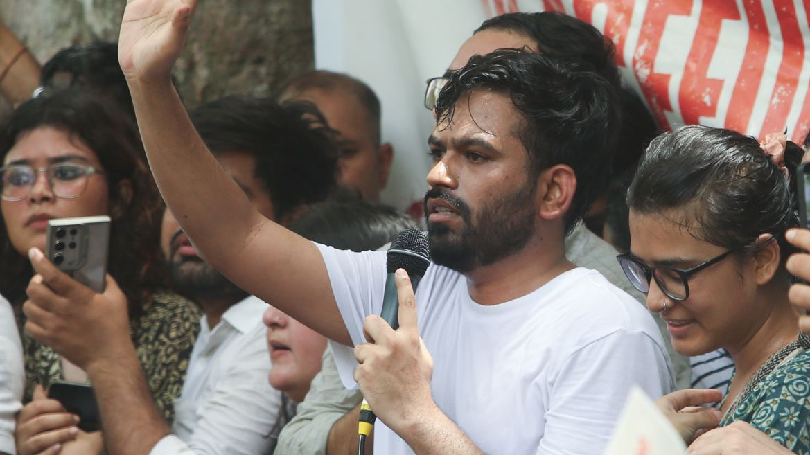 Abhijit Dipke launches nationwide protest against exam paper leaks from Pune