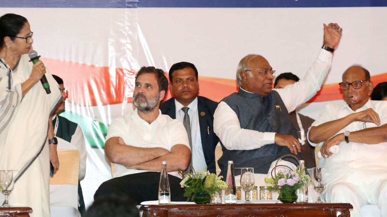 Congress Party Merger Rumors Steps Towards Akhanda Congress