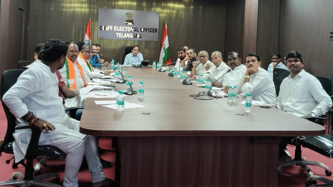 Telangana CEO seeks cooperation from political parties
