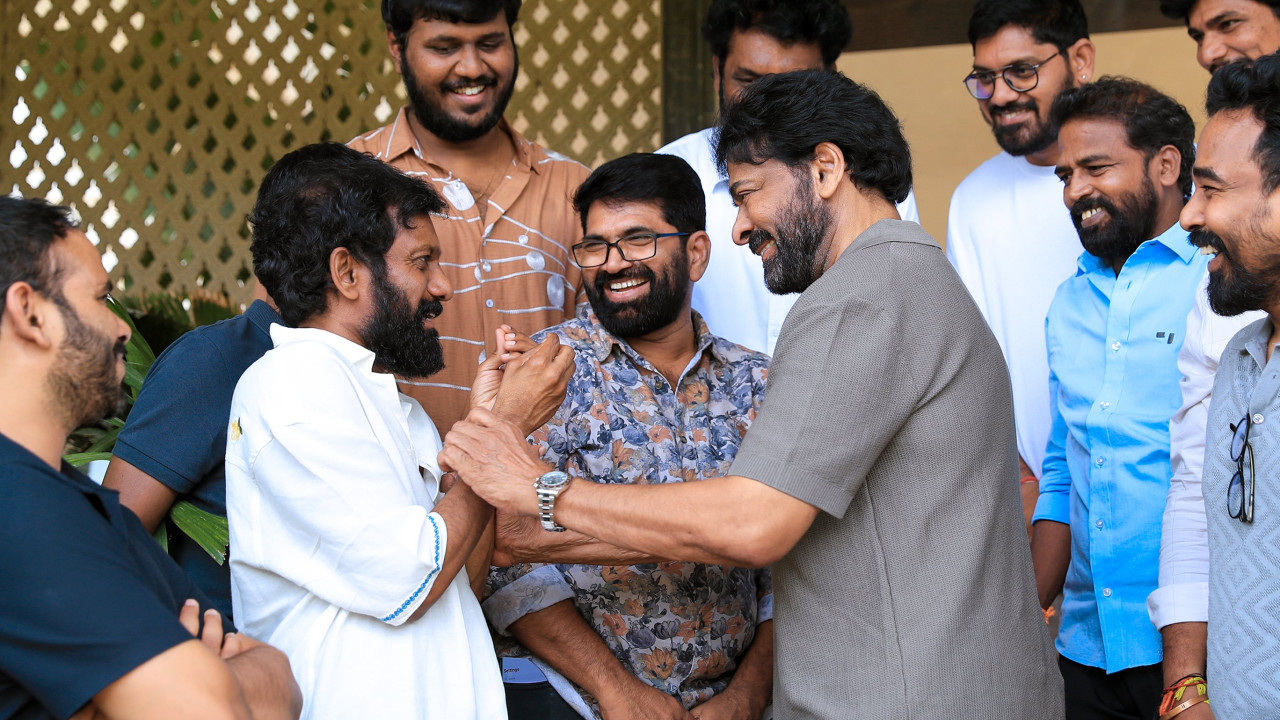 Megastar Chiranjeevi congratulates Peddi team and shares photos