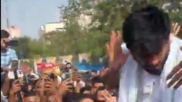 Cockroach Janata Party founder Abhijeet Dipke attacked video goes viral