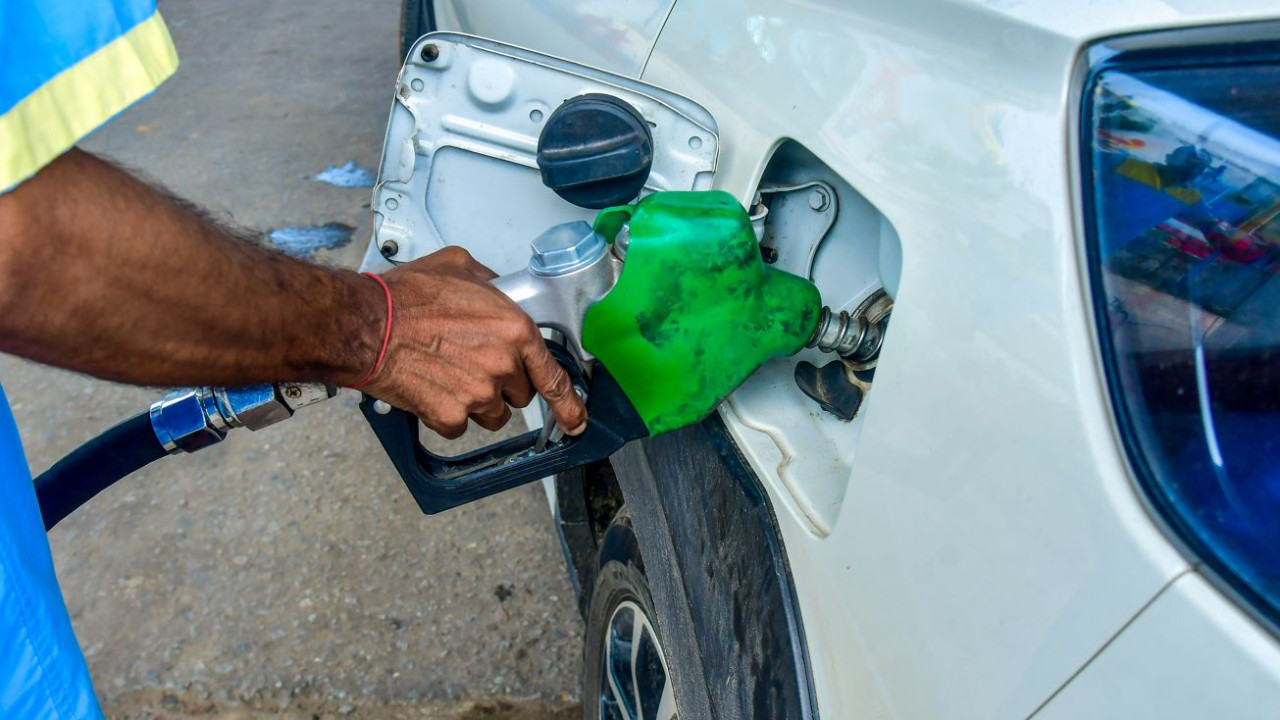 Strait of Hormuz opens will petrol and diesel prices decrease