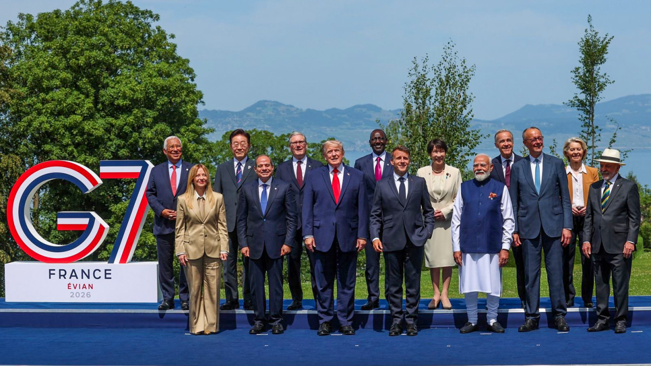 Narendra Modi and Donald Trump shake hands at G7 Summit in France