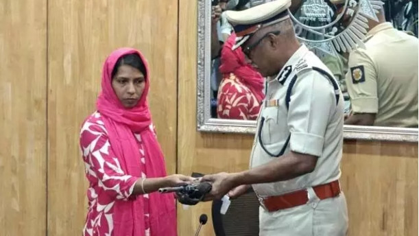 Shakuntala most wanted woman Maoist leader surrenders in major blow to movement