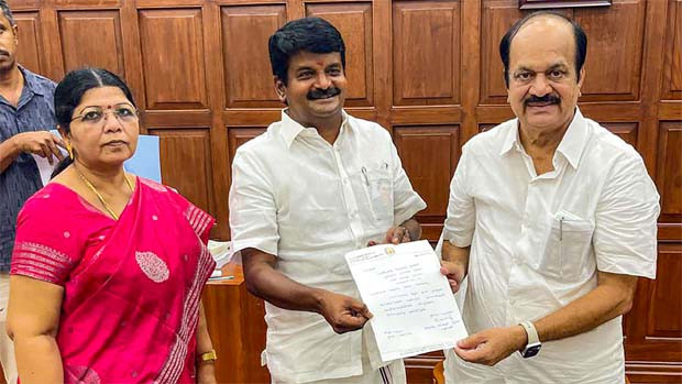 C Vijayabaskar resigns from MLA post in another blow to AIADMK