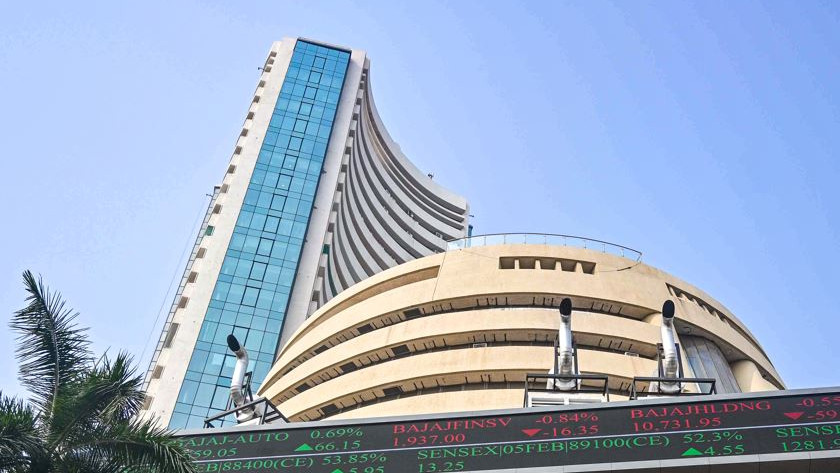 Sensex Nifty end higher led by metal and PSU bank stocks