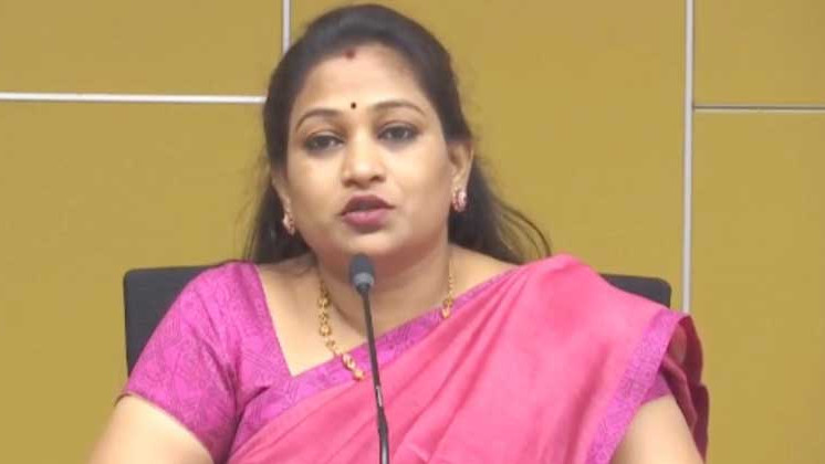 Vangalapudi Anitha demands apology from Gudivada Amarnath