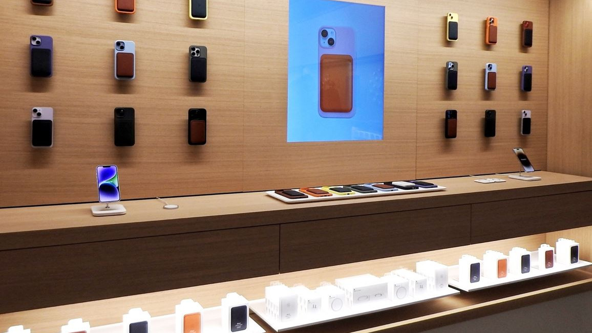 Apple iPhone prices to increase soon bad news for buyers