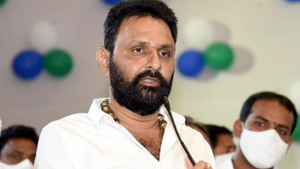 Kodali Nani to be prosecuted for derogatory remarks against Chandrababu Naidu