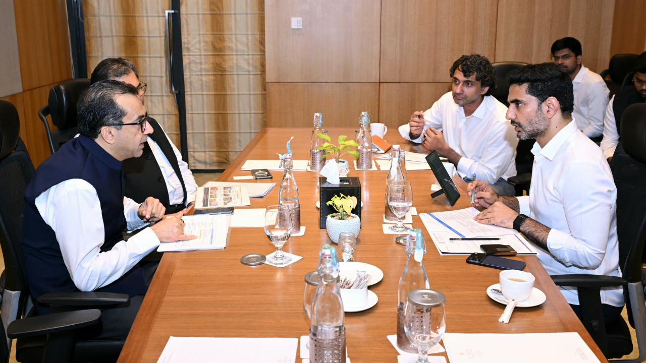 Nara Lokesh in Kolkata 17 meetings in just 5 hours for AP investments