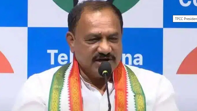 Rahul Gandhi birthday celebrated by TPCC Chief Mahesh Goud at Gandhi Bhavan