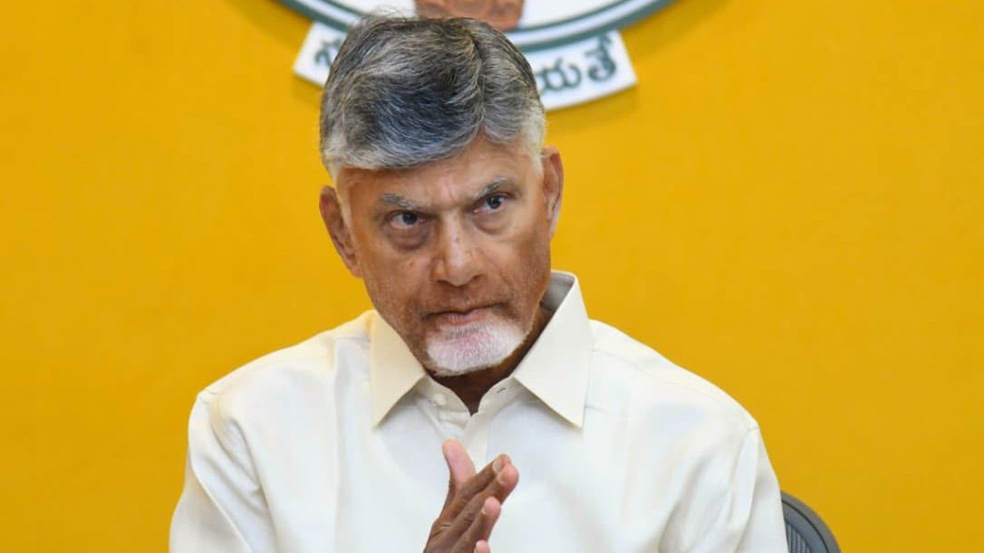 Saikrishna mother and family members meet CM Chandrababu