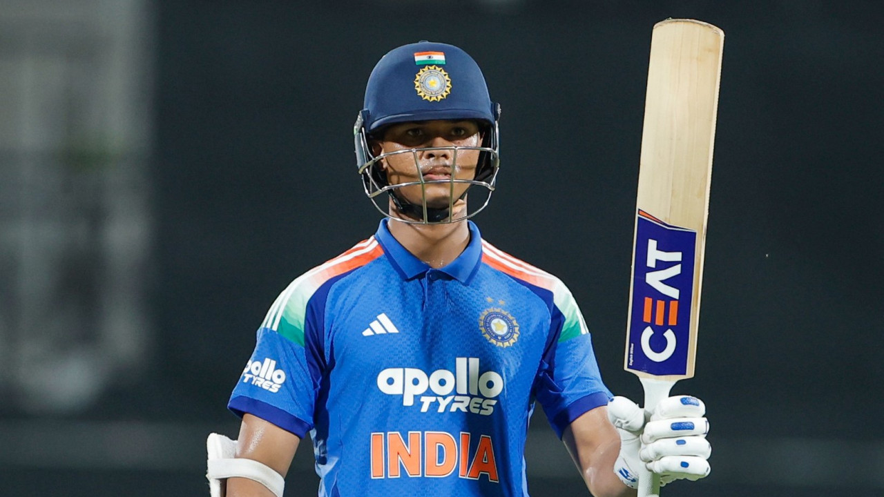 India scores 23 runs in first over to break 22 year old record