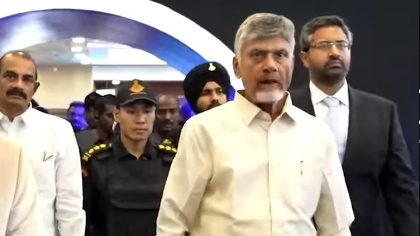 Chandrababu Naidu attends Basavatarakam Cancer Hospital Silver Jubilee in Hyderabad