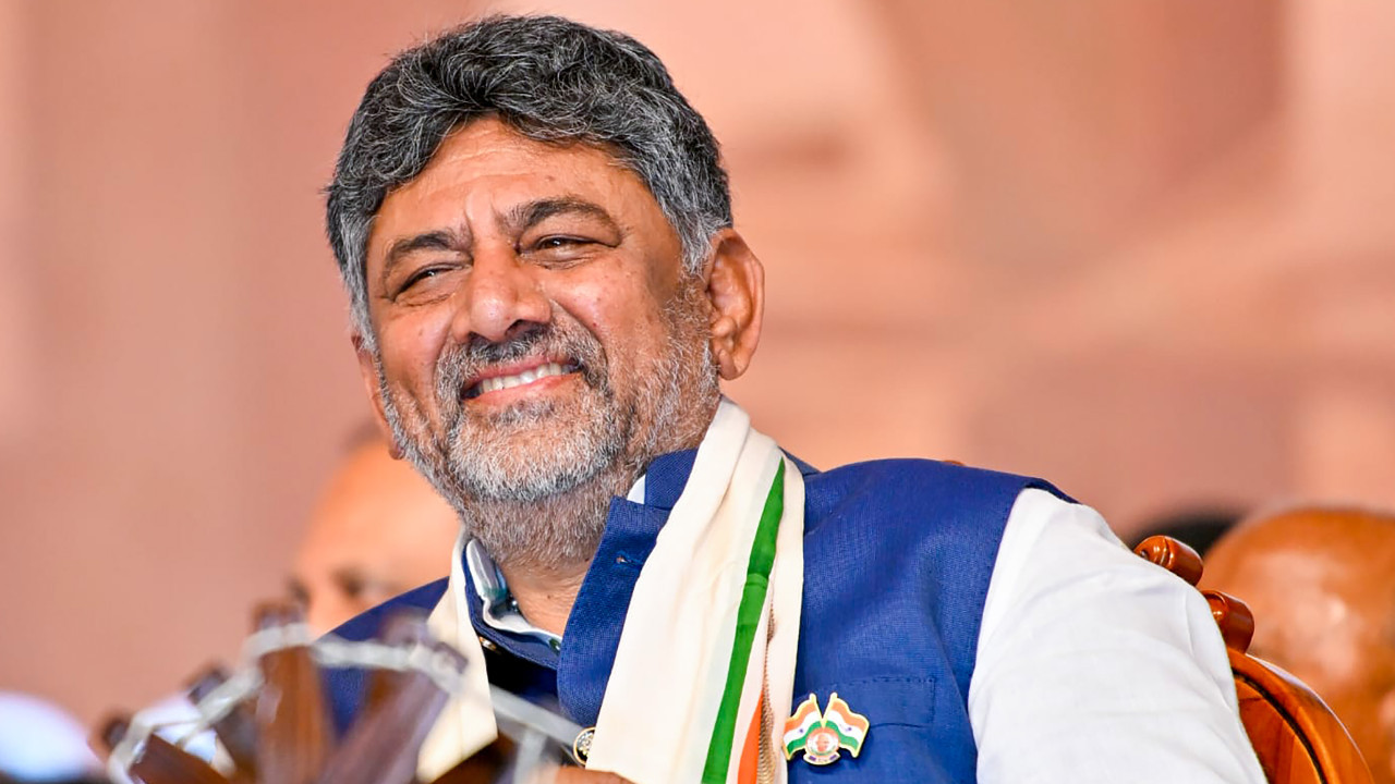 DK Shivakumar accepts HD Kumaraswamy challenge