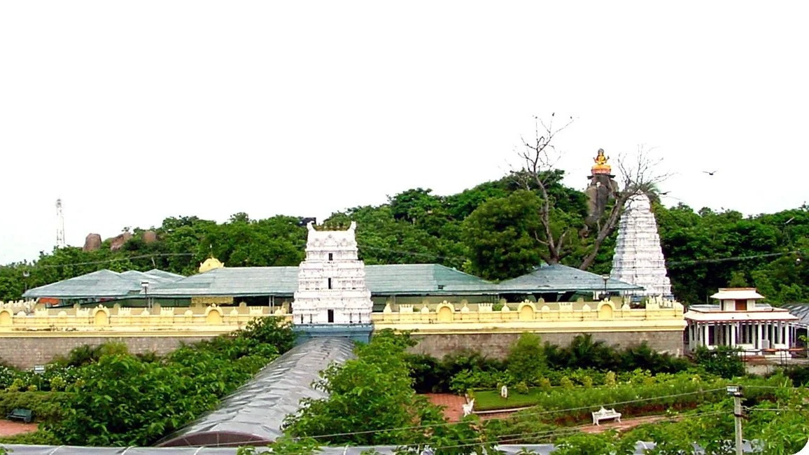 Basara Gnana Saraswathi Temple Goddess Crown and Hundi Stolen