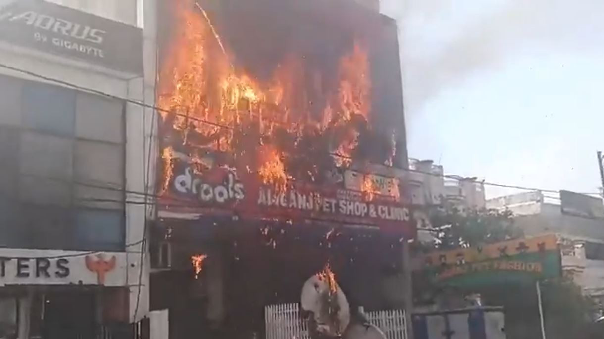 Lucknow fire accident heart-wrenching stories behind the tragic incident