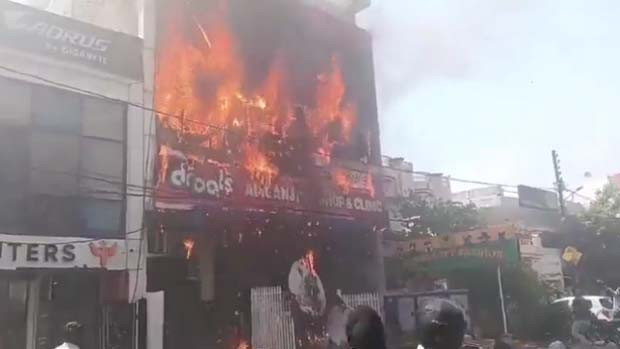 Lucknow Fire Death Toll Rises to 18