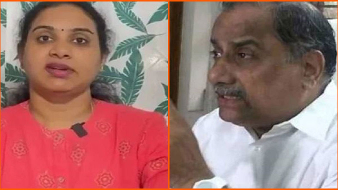 Mudragada Padmanabham daughter Kranti slams Jagan over fathers health condition