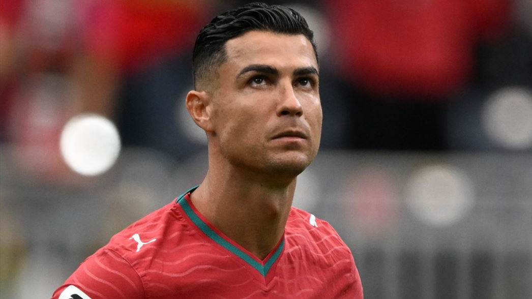 Cristiano Ronaldo turns away at mention of Messi name video goes viral