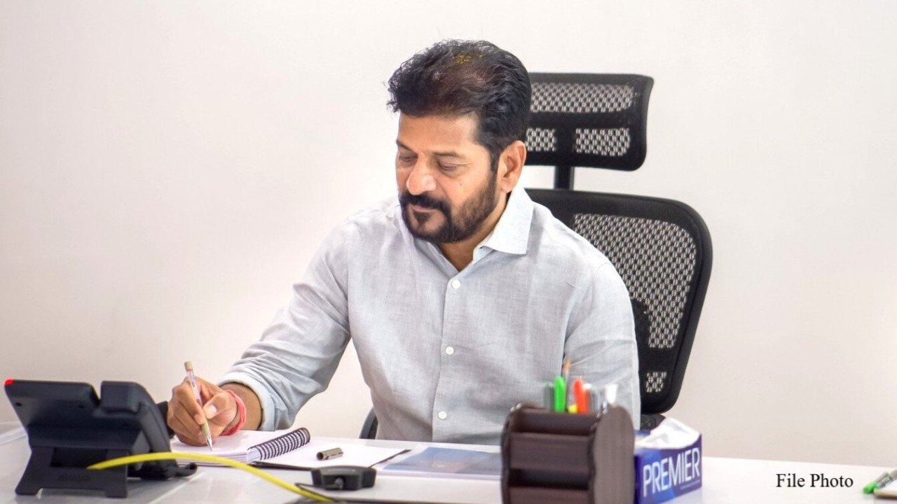 Revanth Reddy bumper gift for employees 12 crore free insurance without premium