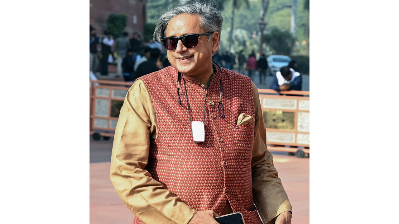 Shashi Tharoor slams Centre over passport not being proof of citizenship remark
