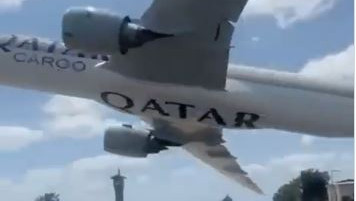 Boeing 777 200LR narrowly escapes major crash during viral stunt in Texas