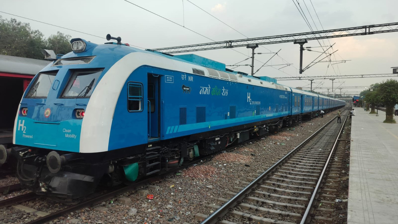 Indian Railways Hydrogen Train features Hyderabad technology in its first run