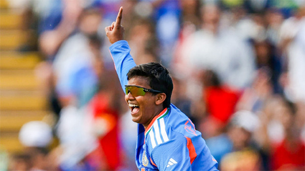 Deepti Sharma creates history in womens cricket breaks Jhulan record