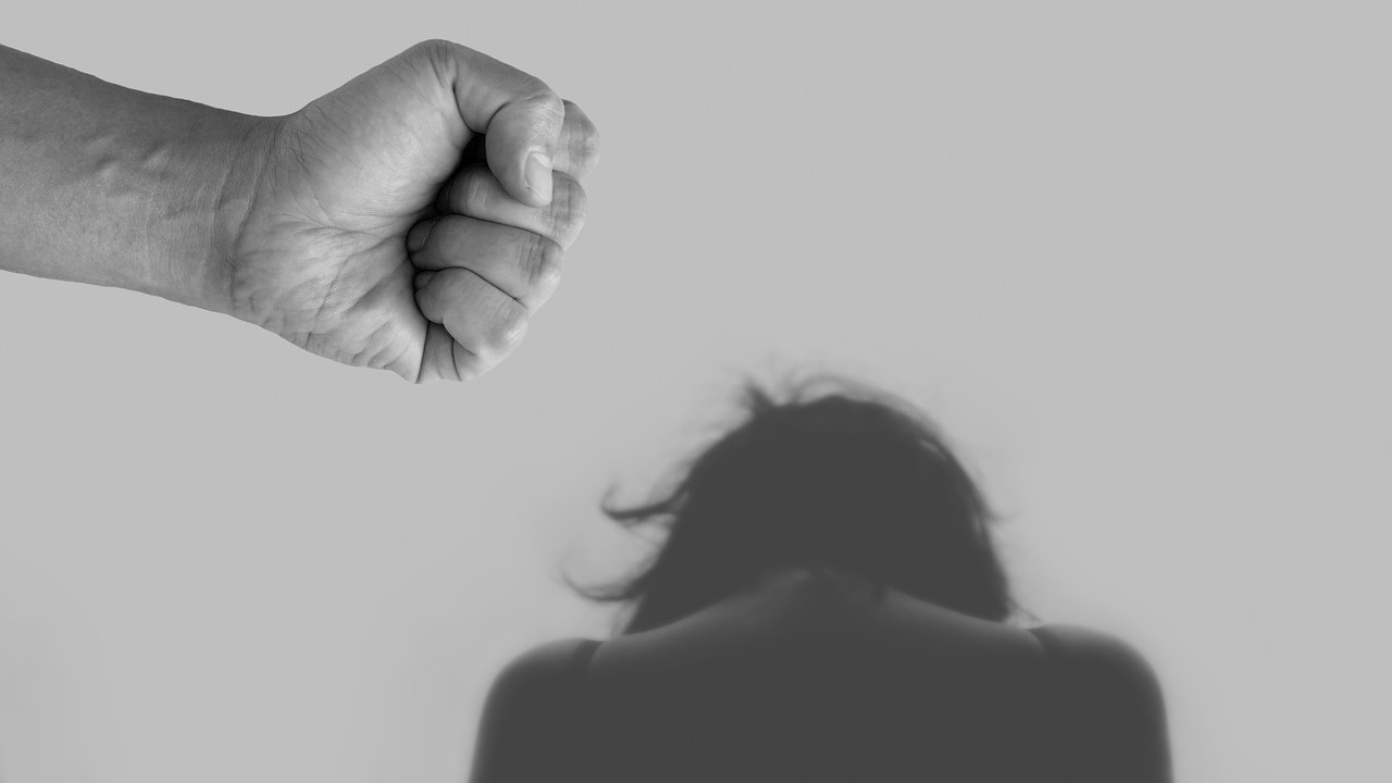 Delhi woman records sexual harassment in moving car on mobile phone