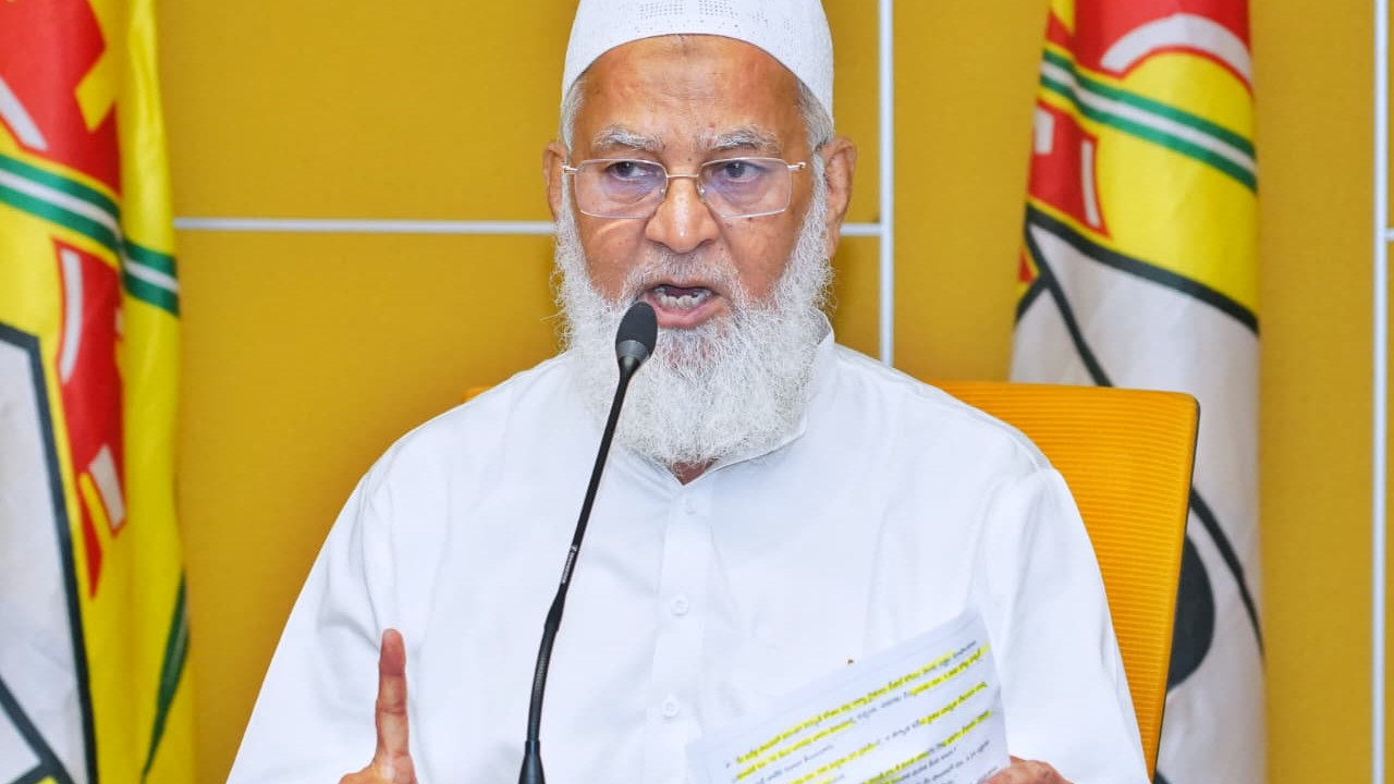 Chandrababu Naidu government keeps promise with one lakh aid for Haj pilgrims