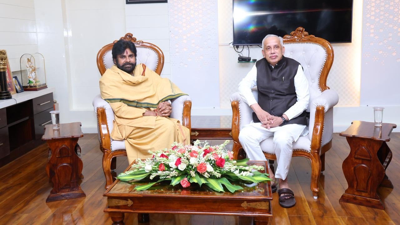 Pawan Kalyan meets Governor Abdul Nazeer in Vijayawada