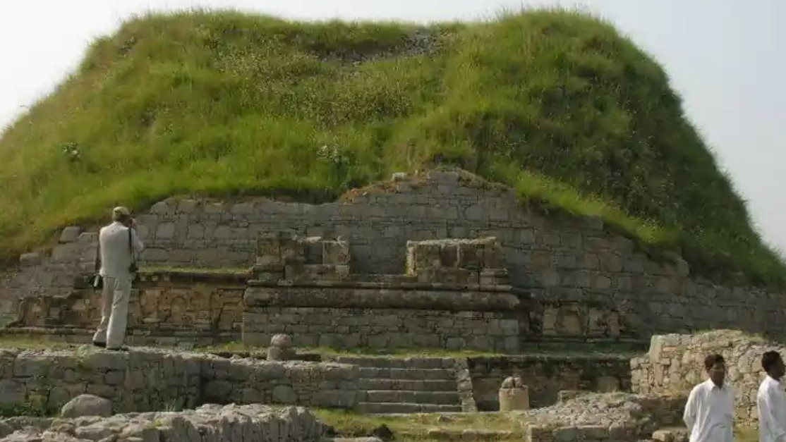 UNESCO ultimatum to Pakistan for playing with historical monuments