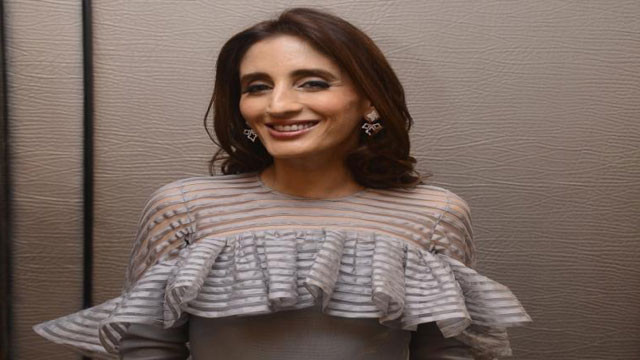 Hrithik Roshan divorce 400 crore alimony truth revealed by Sussanne sister