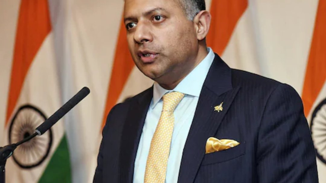 Vikram Doraiswami counters Chinese journalist on India Pakistan comparison in mediation