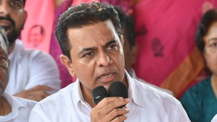 Hand over project to KCR for a week we will provide water says KTR