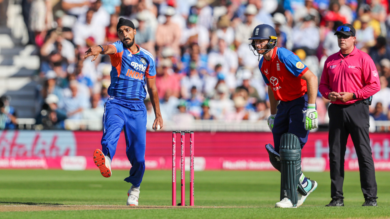 Shreyas Iyer wins toss in 3rd T20 against England as Ravi Bishnoi dropped