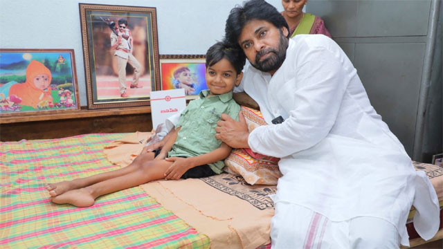 Pawan Kalyan fan Ponuganti Niranjan passes away due to illness