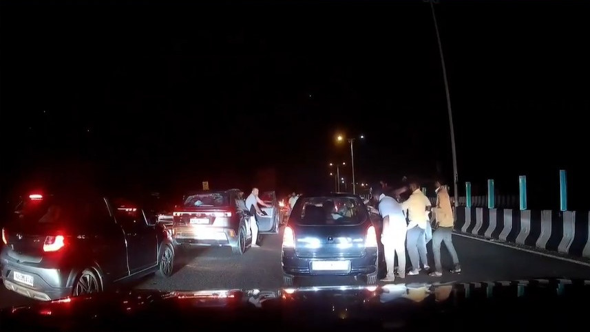 Take the gold and leave us Wife pleads but brutality continues on highway