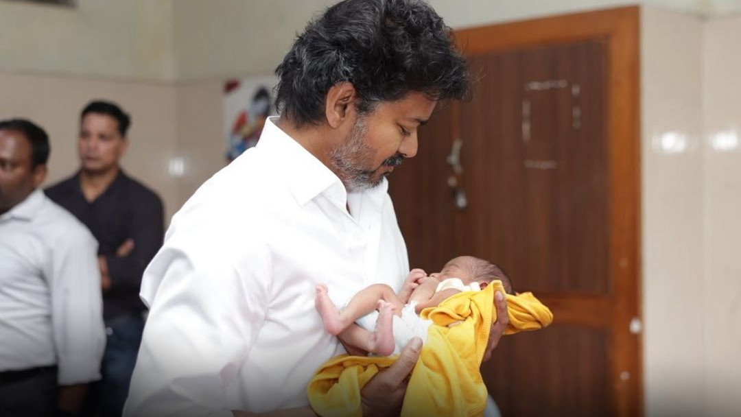 CM Vijay visits hospital with diary in hand once again