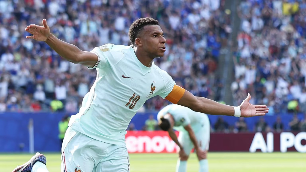 Mbappe scripts FIFA WC history; becomes youngest to 20 matches, fastest to 20 goals