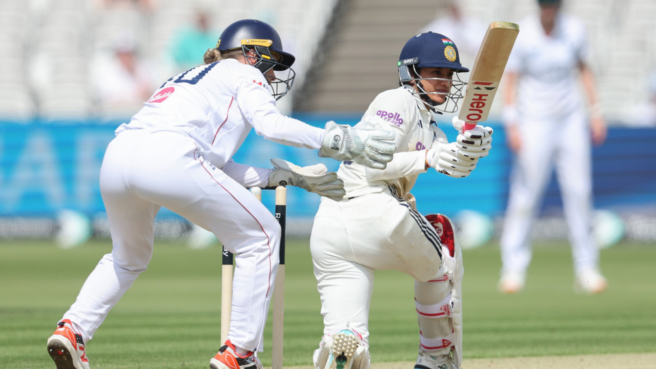One-off Test: England fight back after Smriti, Harmanpreet, Deepti fifties, leave historic game in balance (Ld)