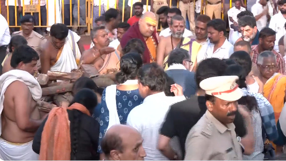 S Janaki funeral concludes Nightingale of music moves to eternal worlds